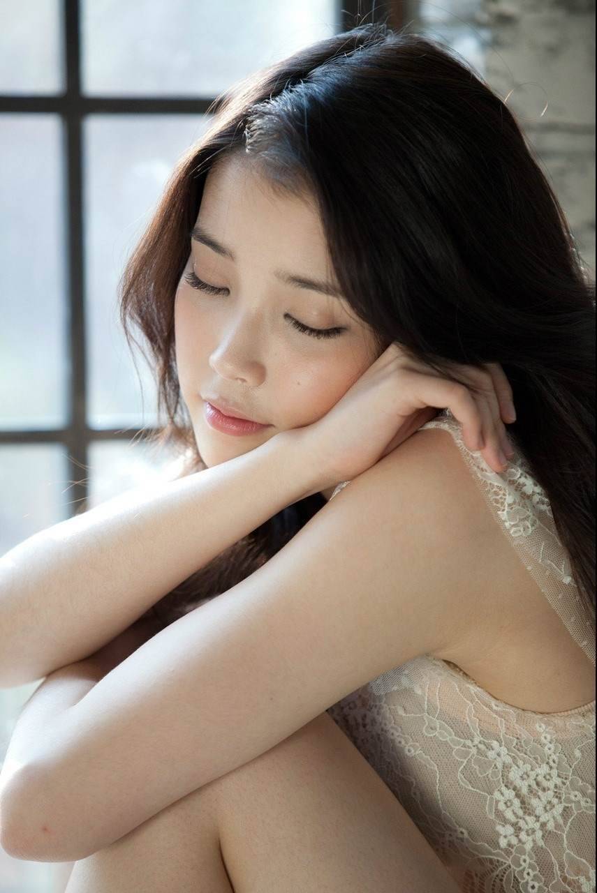 一個添下面兩個吃奶視頻