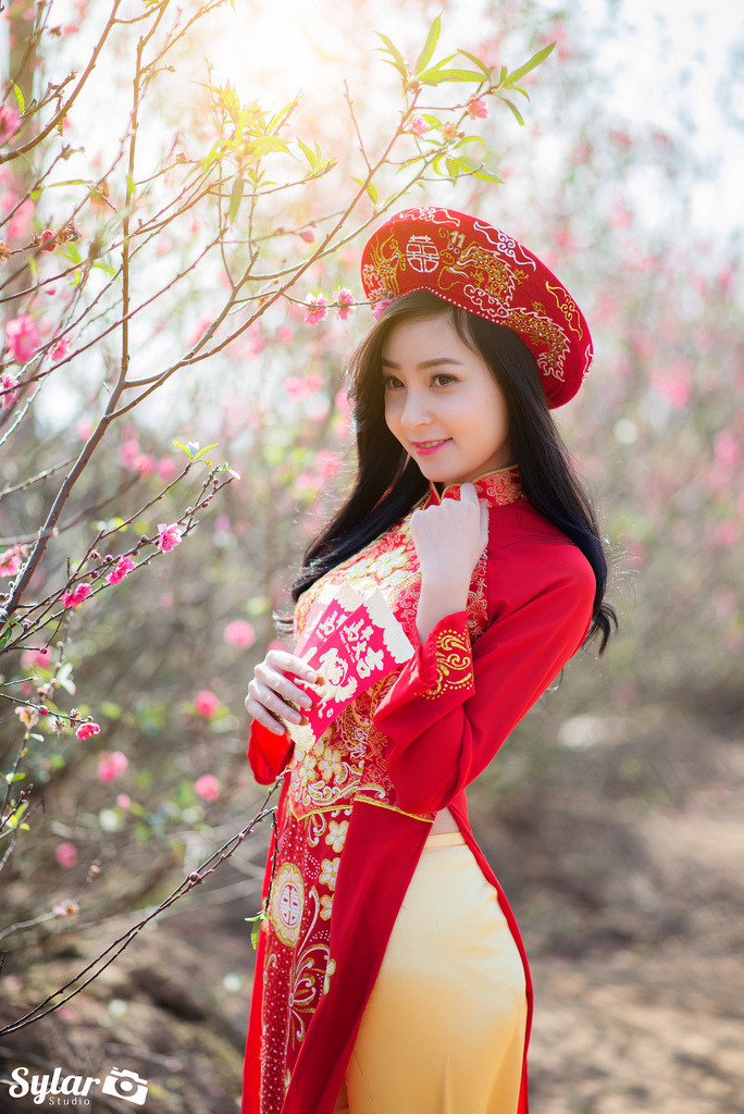 年輕繼母?jìng)惱?